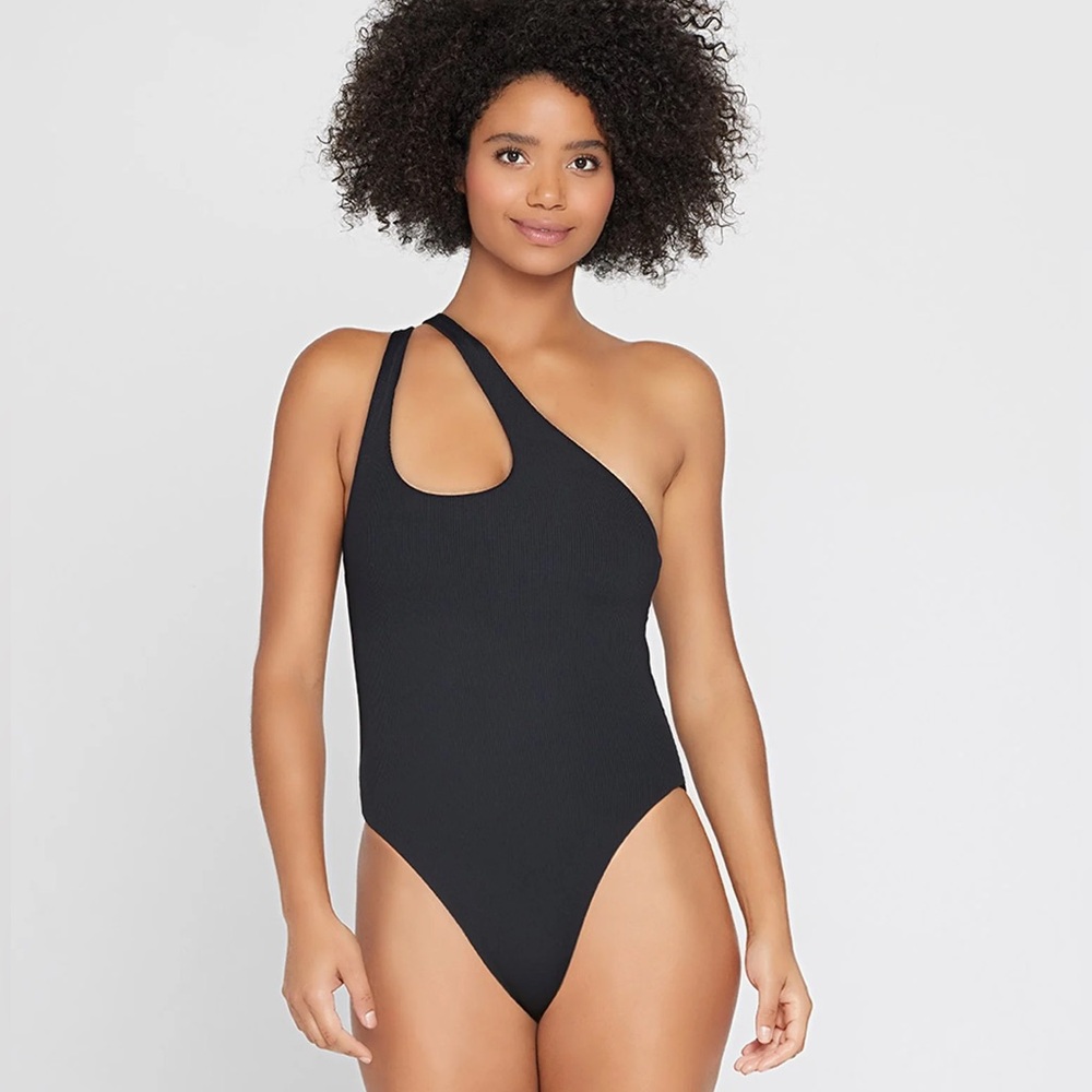 NWT L*space phoebe one piece swimsuit in black, size 6